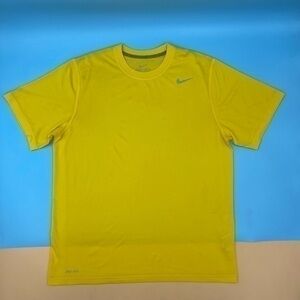 NIKE Active Workout Tee